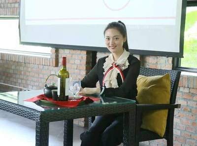 【清源际】礼仪讲座 传承中华文化，提升服务品质——记成都清源际艺术中心了然阁盛会